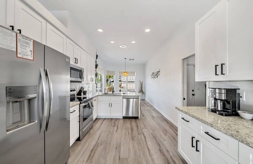 Arrowhead Lakes Casa | Lakefront Oasis, HotTub, Kayaks, Game Room