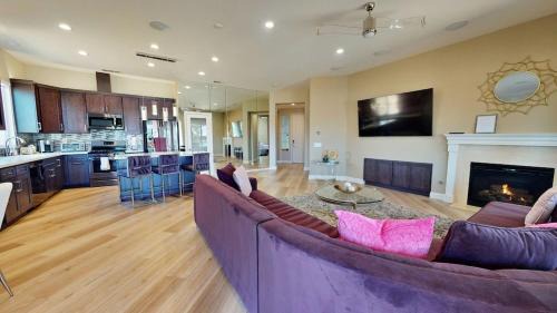 Terra Lago Casa | LAKEFRONT OASIS NEW SALTED POOL & JETTED SPA, By GOLF COURSE