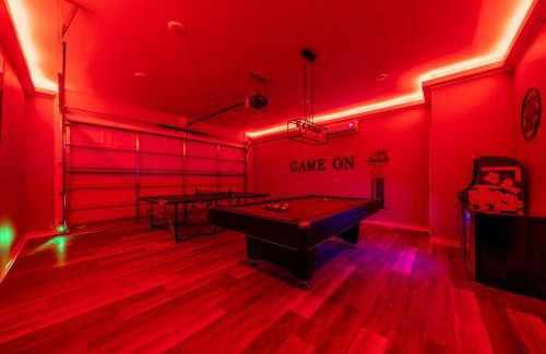Lake Hamilton Casa | Lakefront Oasis with Game Room!