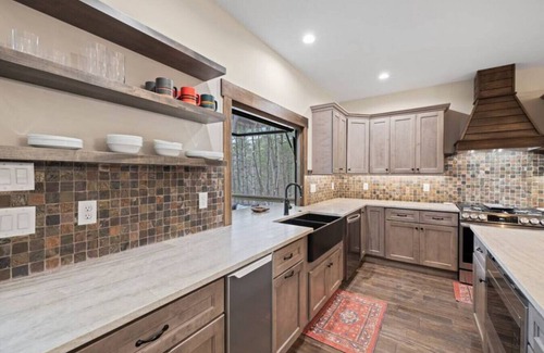 Nebo Casa | Lakefront on Lake James with dock, boat slip, and hot tub