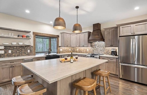 Nebo Casa | Lakefront on Lake James with dock, boat slip, and hot tub