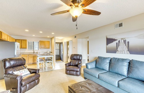 Osage Beach Condominio | Lakefront Osage Beach Condo: Main Channel View!