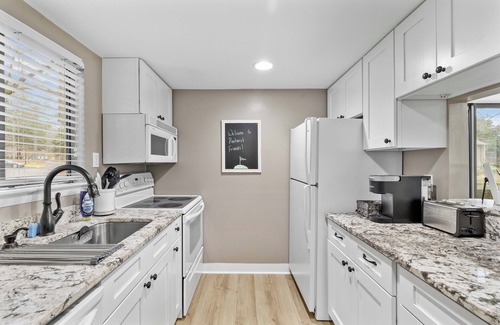 Pinehurst Condominio | Lakefront Pinehurst Condo 2BD/2BA