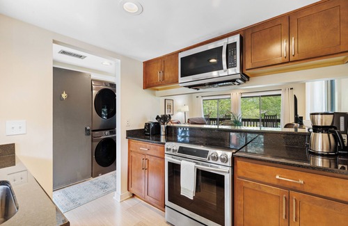 Pinehurst Condominio | Lakefront Pinehurst Condo 2BD/2BA - 237 - With Community Pool Access