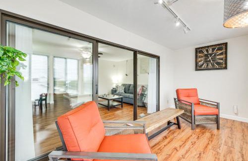 Port Clinton Apartamento | Lakefront Port Clinton Condo with Boat Dock and Slip!