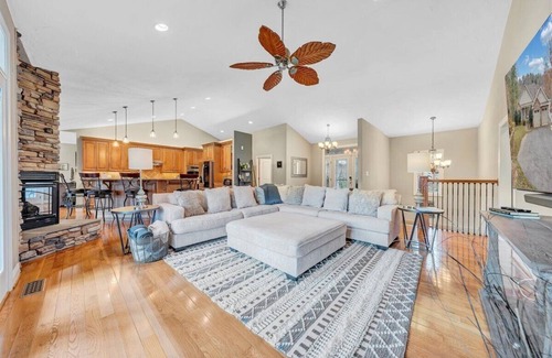Goodview Casa | Lake Great Escape on Smith Mountain Lake