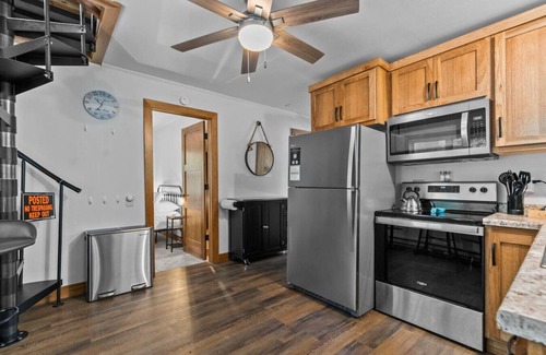 Waupaca Casa | Lakefront! Private Dock! Kayaks&Paddleboards!