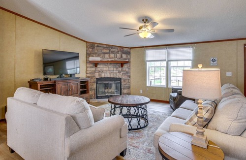 Newberry Shores Casa | Lakefront Prosperity Paradise: Private Dock & Pool
