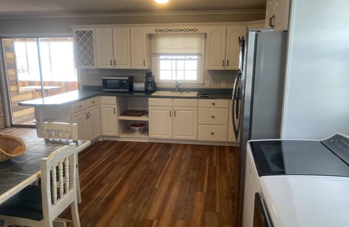 Manning Casa | Lakefront Retreat At Randolphs Landing
