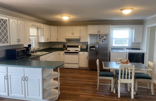 Manning Casa | Lakefront Retreat At Randolphs Landing