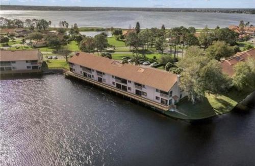 Winter Haven Casa | Lakefront Retreat In Winterset