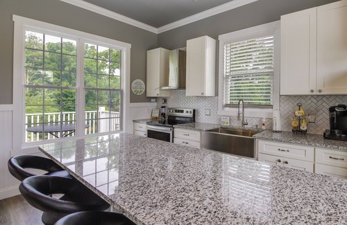 Clairfield Casa | Lakefront Sharps Chapel Retreat w/ Boat Dock!