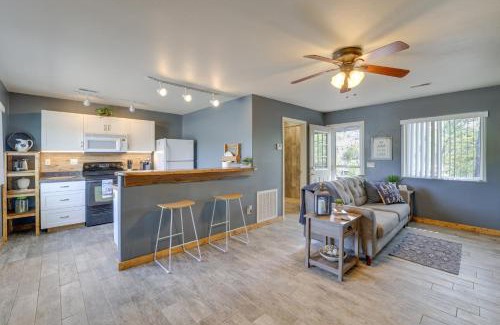 Shell Knob Apartamento | Lakefront Shell Knob Condo with Deck and Grill!