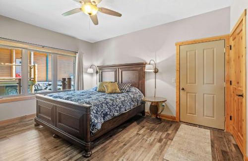 McGregor Casa | Lakefront-sleep 12-big Sandy Lodge Resort-luxury