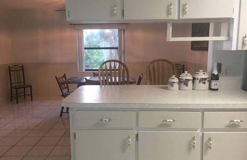 Inverness Casa | Lakefront, spacious 2/2 home on Lake Tsala Apopka, Inverness