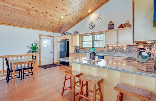 Tomahawk Casa | Lakefront Tomahawk Getaway w/ Deck & 2 Fireplaces!