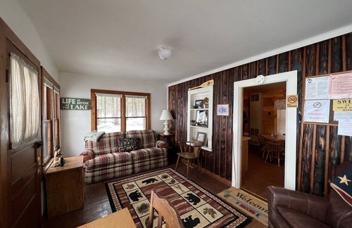 Lac du Flambeau Cabina | Lakefront two Bedroom Cabin With Private Dock