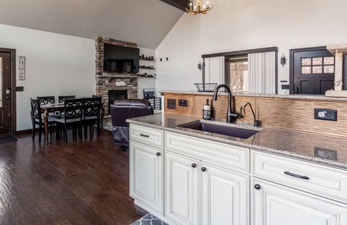 Albrightsville Casa | Lakefront | Views | Fire Pit | Deck | Play Set