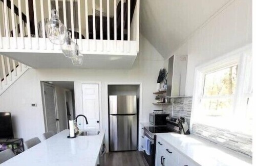 Locust Grove Casa | Lakefront w/ large yard and private dock in amenity-rich Lake of the Woods, VA