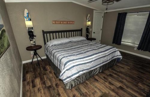 Mead Casa | Lakefront Wakezone - 37