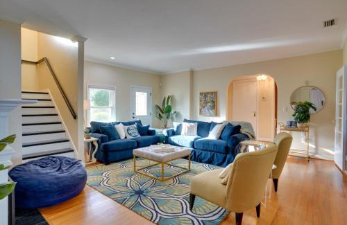 Winter Haven Casa | Lakefront Winter Haven Retreat Hot Tub and Patio!