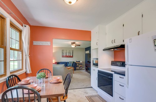 Rice Lake Casa | Lakefront Wisconsin Escape w/ Fire Pit & Boat Dock