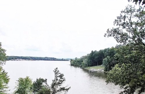 Camden Condominio | Lakehouse 345 on the water w dock; May is almost full