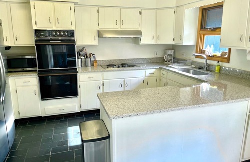 Livingston Manor Casa | Lakehouse on Semi-Private Lake with Pool