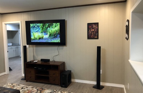 Greers Ferry Casa | Lakehouse on the Narrows