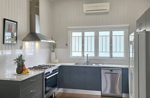 Manunda Casa | Lakehouse Properties - Alia's Estate