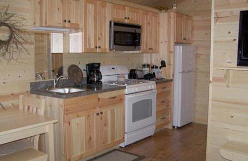 Milton Complejo | Lakeland RV Campground Cottage 15