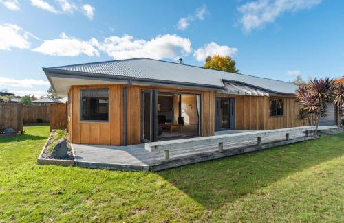 Kinloch Casa | Lakemere House