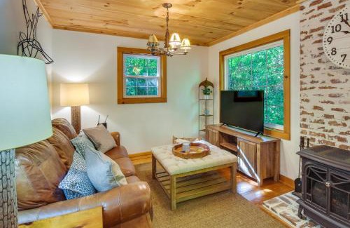 Lakemont Casa | Lakemont Vacation Rental with Screened-In Porch!