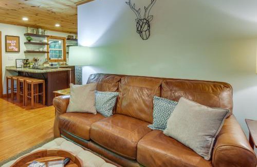 Lakemont Casa | Lakemont Vacation Rental with Screened-In Porch!