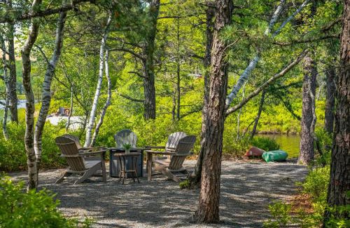 Long Pond Casa | Lakers Pointe by AvantStay Lakefront Private Peninsula Hot Tub Game Room