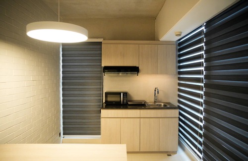 Dhaka Hotel | Lakeshore Heights