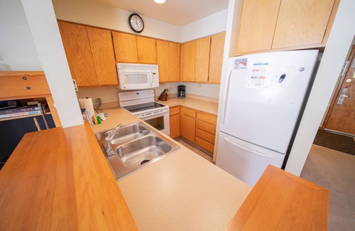 Lakeside Village Condominio | Lakeside 1495 by SummitCove Vacation Lodging