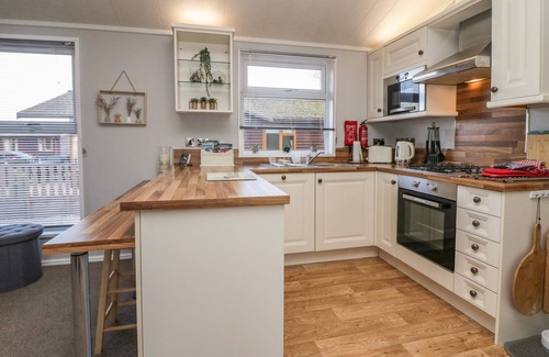 Yealand Conyers Cabaña | Lakeside 20