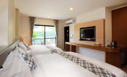 Shoufeng Cama Y Desayuno | Lakeside 46