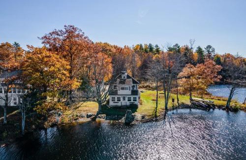 Orono Casa | Lakeside 4BD Pushaw Lake Retreat