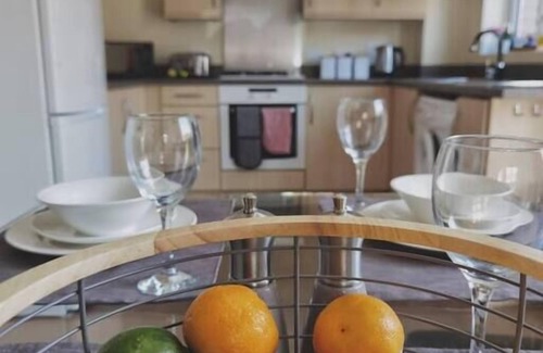 Eastleigh Casa | Lakeside: Argosy 3 bedroom sleeps 6