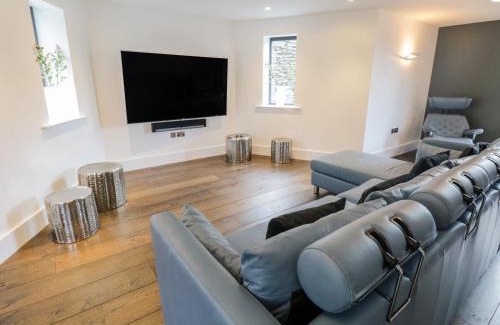 Windermere Casa | Lakeside at Louper Weir