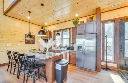 Sevierville Casa | Lakeside Bear Lodge