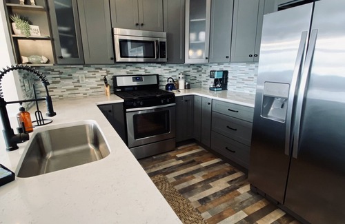 Bemus Point Condominio | Lakeside Brand New Luxury Condo⚓️