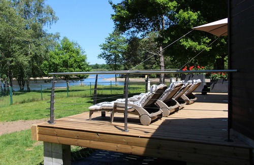 Servieres-le-Chateau Chalet De Esquí | Lakeside cottage