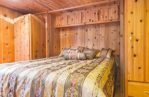 Ozark Cabina | Lakeside Cabin...Beach Included