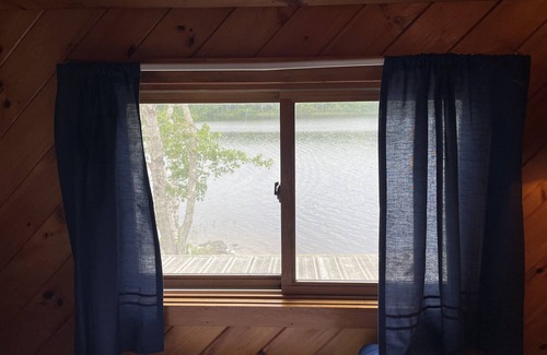 Weeks Mills Cabaña | Lakeside Cottage for family fun