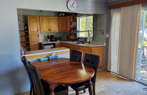 Algoma District Cabaña | Lakeside Getaway - Close to Sault Ste Marie. Pet-Friendly!