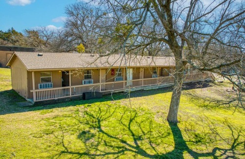 Kingston Apartamento | Lakeside Getaway @ Buncombe Creek