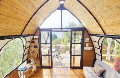 Guarne Casa | Lakeside Glamping with View Fire Pit Hammock
